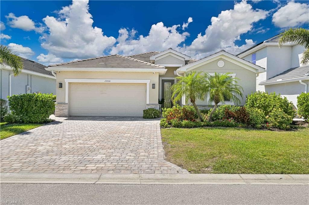15550 Pascolo LN, FORT MYERS FL 33908-2