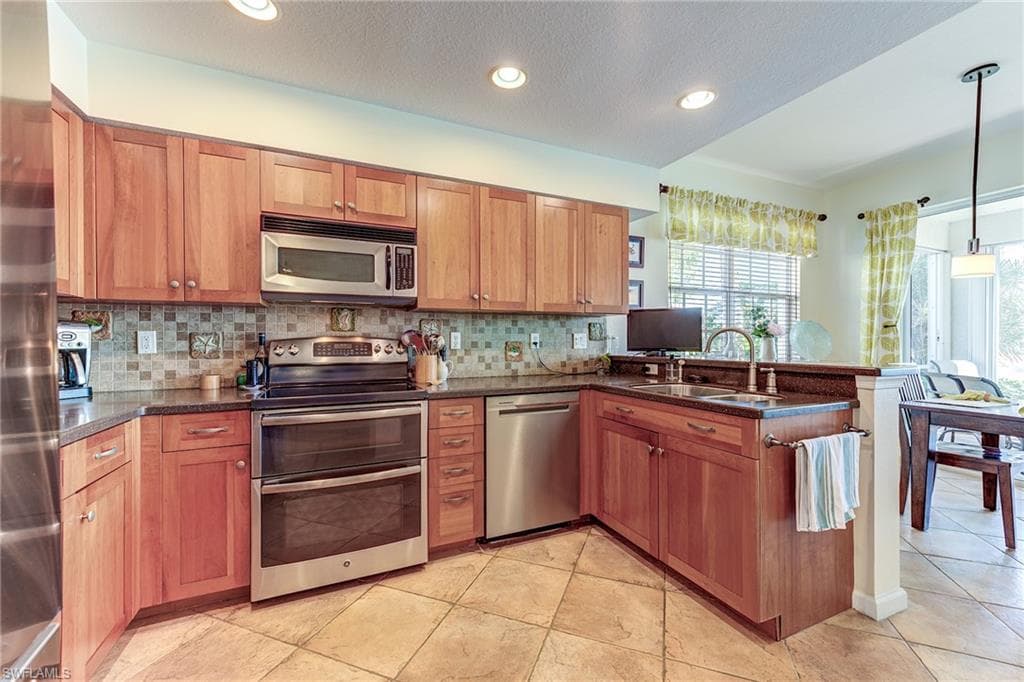 16550 Crownsbury WAY # 101, FORT MYERS FL 33908-12