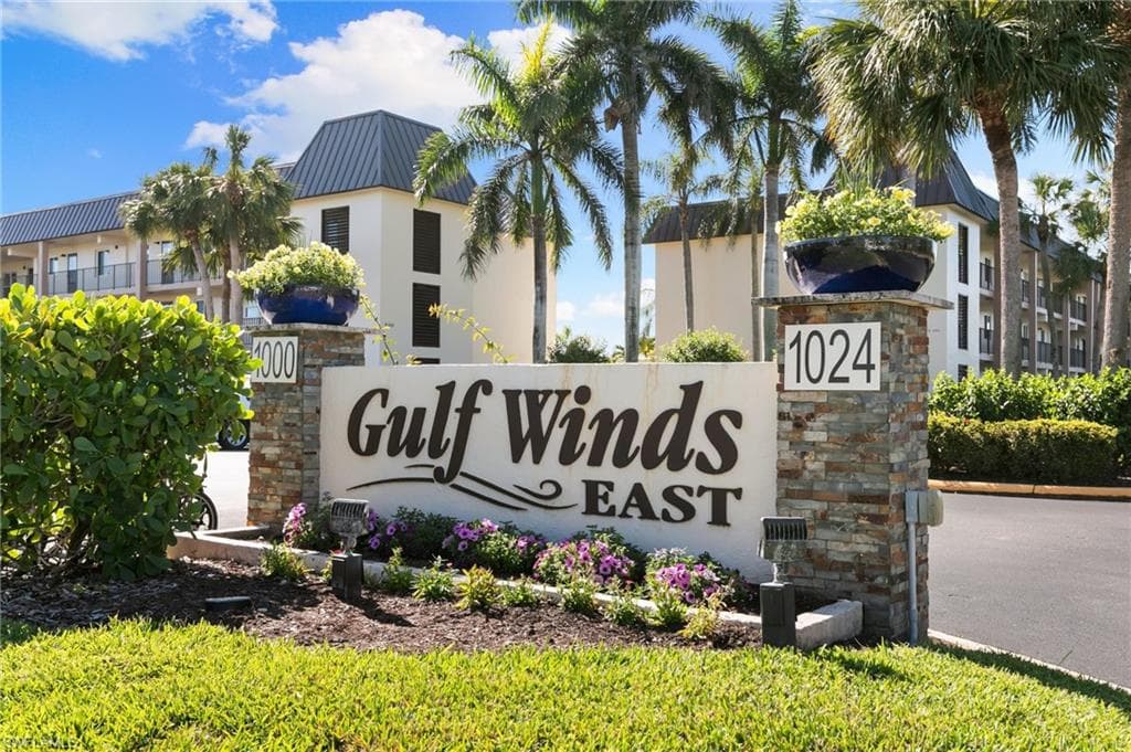 1024 Manatee RD # C303, NAPLES FL 34114-1