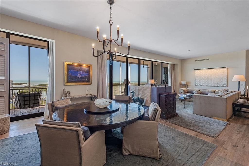 13675 Vanderbilt DR # 1107, NAPLES FL 34110-12