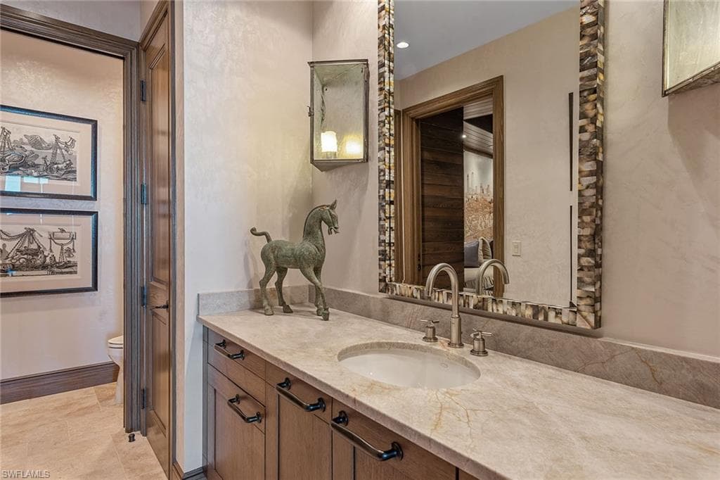 13675 Vanderbilt DR # 1107, NAPLES FL 34110-27