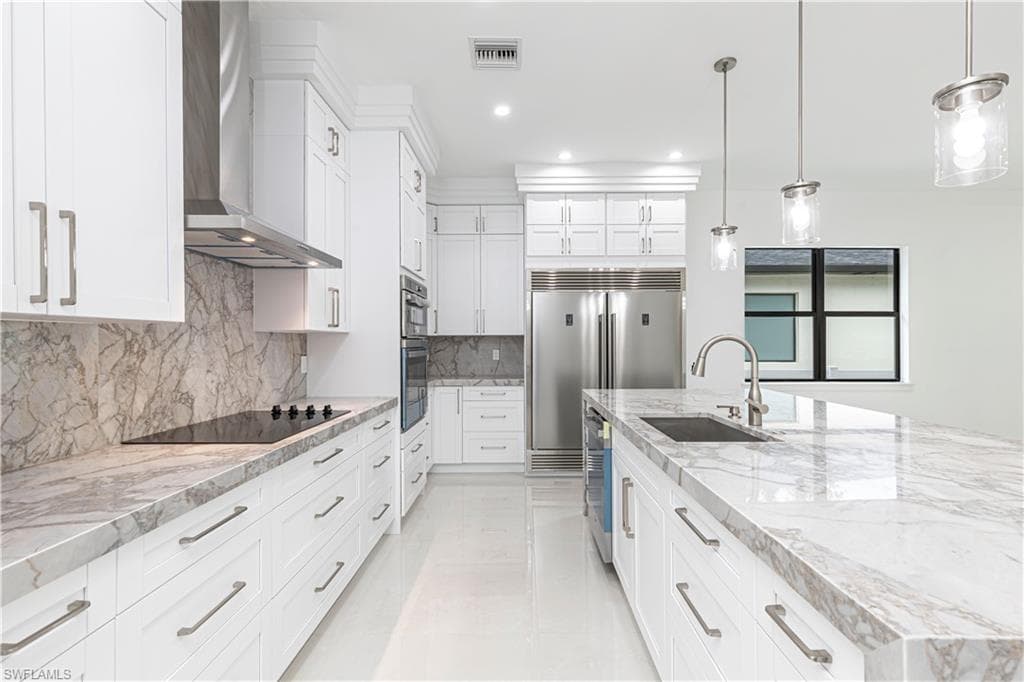 3074 Pine Tree DR, NAPLES FL 34112-4