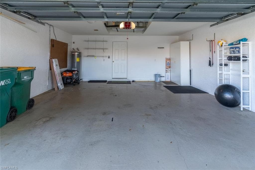 1896 Crestview WAY, NAPLES FL 34119-35