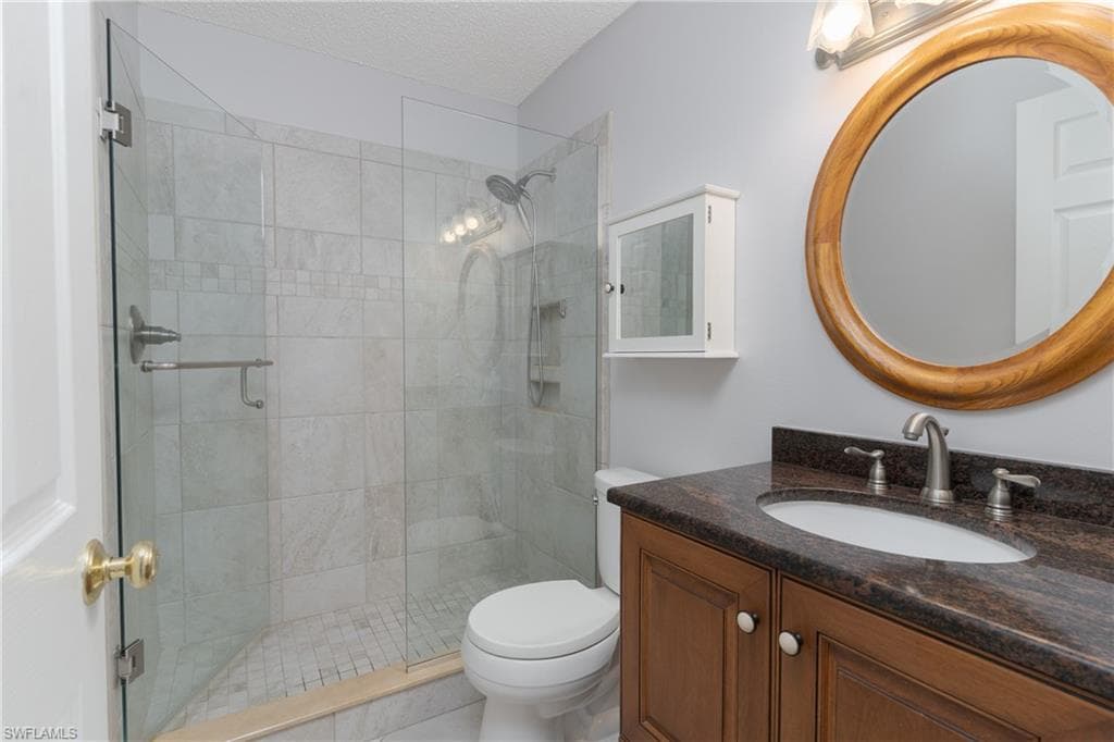 1706 Kings Lake BLVD # 203, NAPLES FL 34112-16