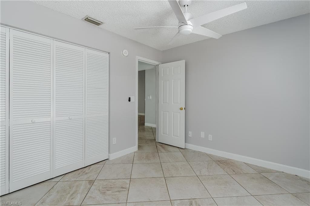 1706 Kings Lake BLVD # 203, NAPLES FL 34112-15
