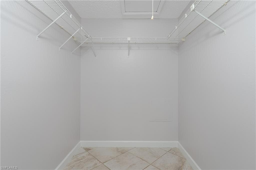 1706 Kings Lake BLVD # 203, NAPLES FL 34112-11