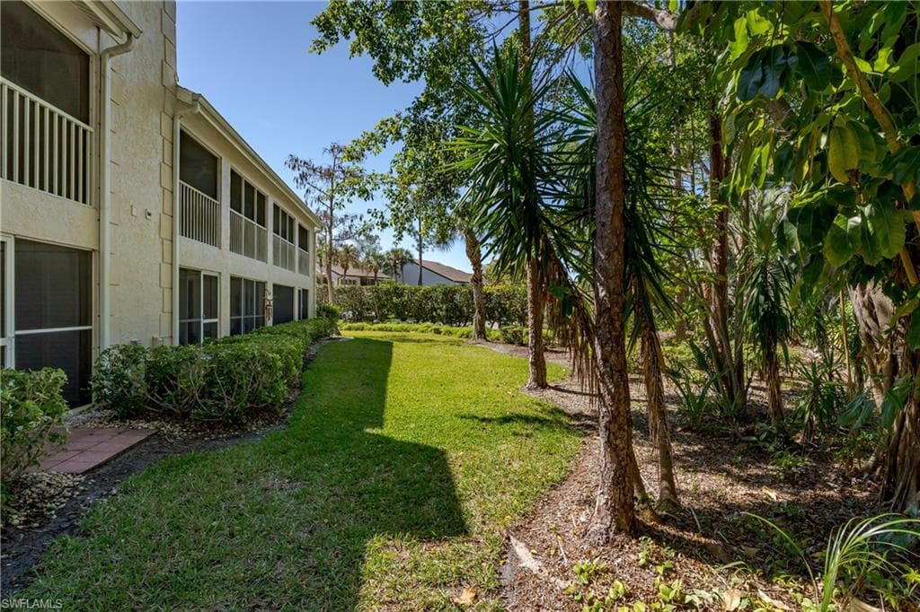 1706 Kings Lake BLVD # 203, NAPLES FL 34112-20