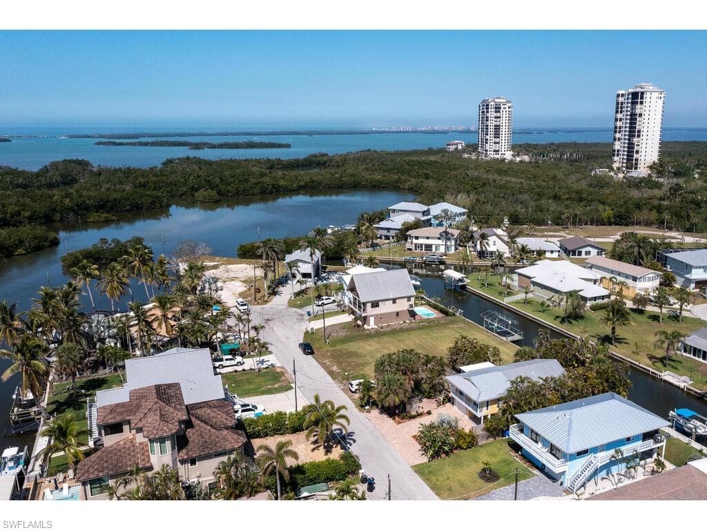 4738 Jackfish ST, BONITA SPRINGS FL 34134-16