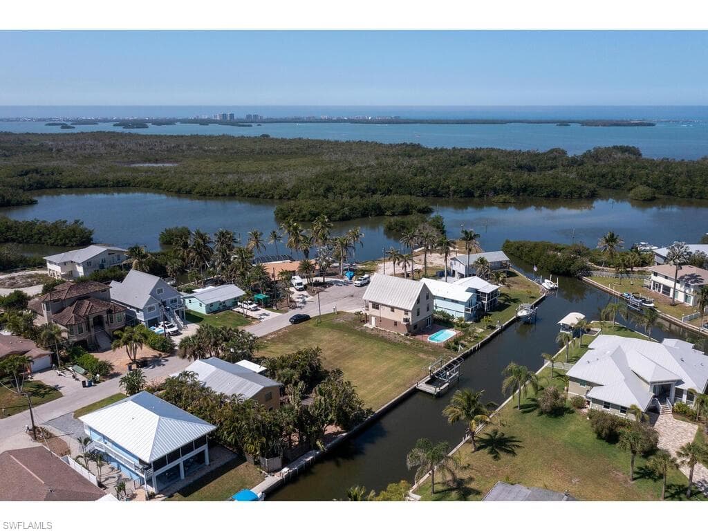 4738 Jackfish ST, BONITA SPRINGS FL 34134-14