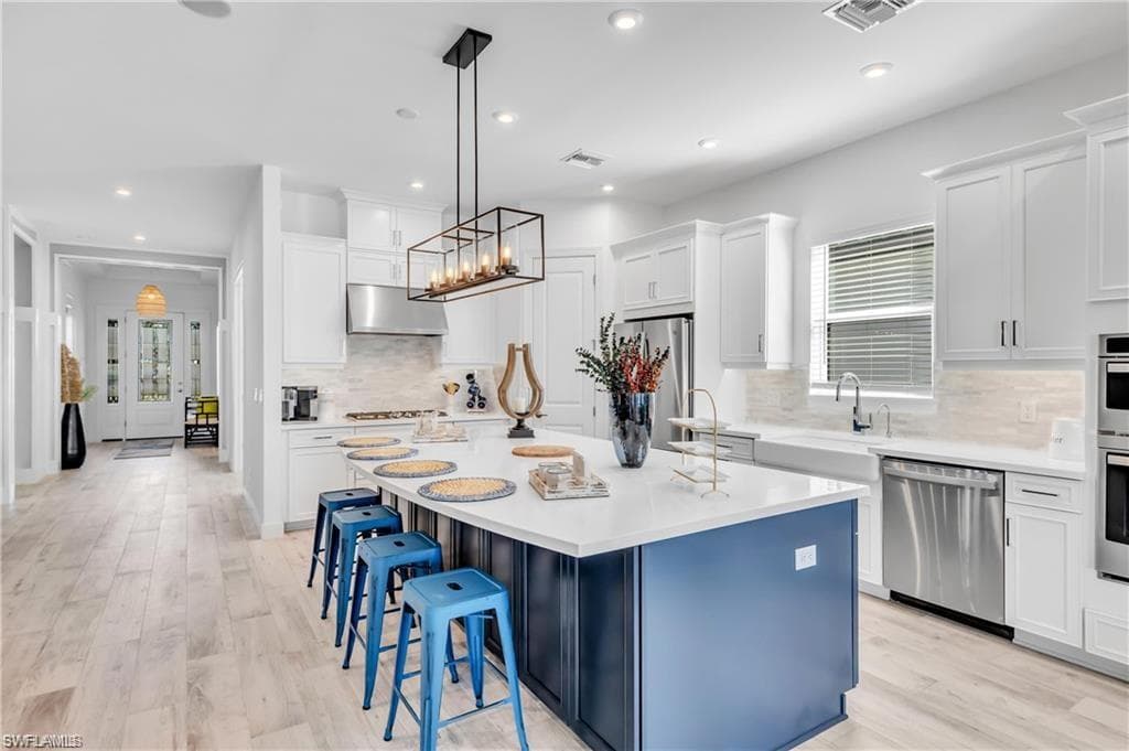 8911 Cappello CT, NAPLES FL 34119-6