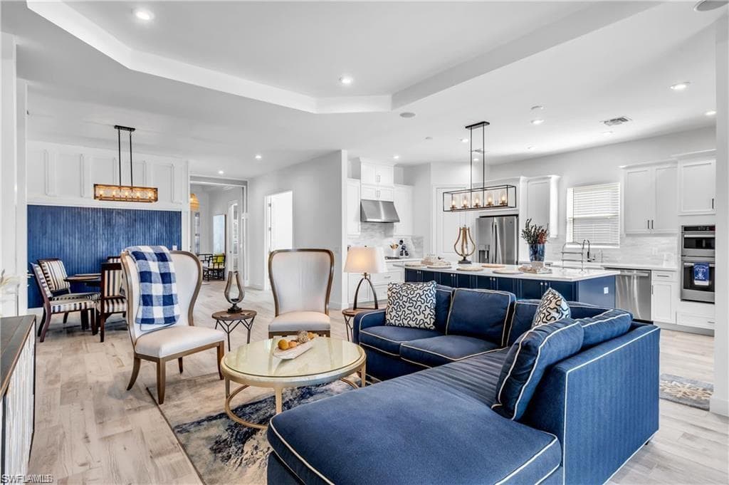 8911 Cappello CT, NAPLES FL 34119-4