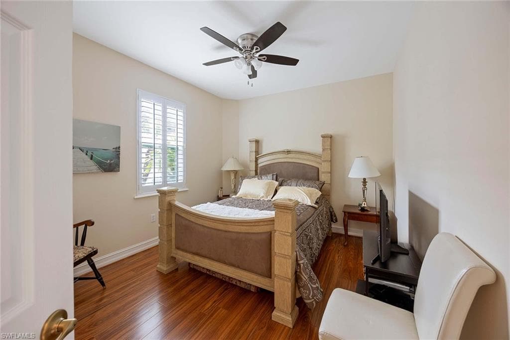 1833 Tarpon Bay DR S # 73, NAPLES FL 34119-16