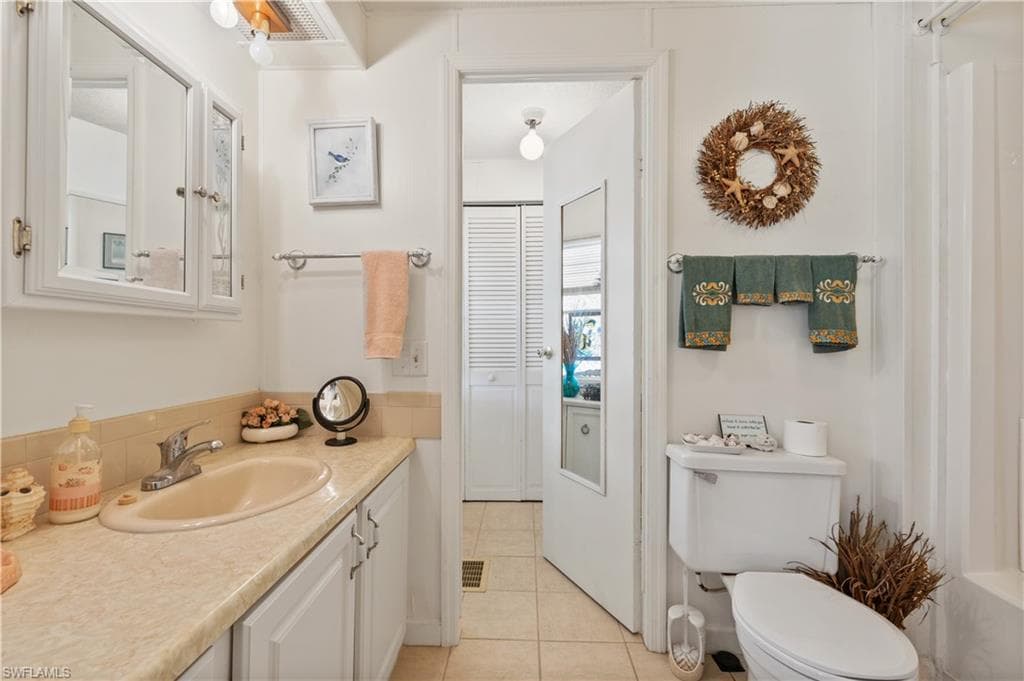 101 Audubon RD, NAPLES FL 34114-23