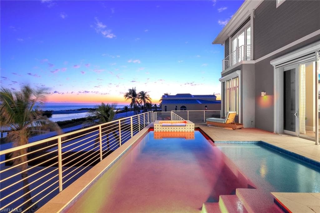 8180 Estero BLVD-21