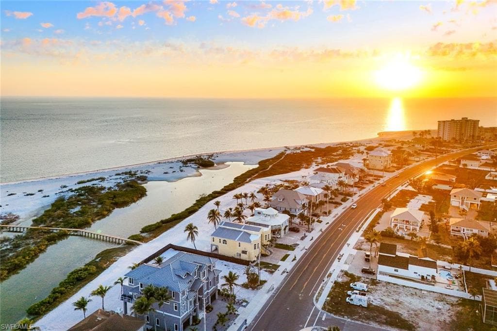 8180 Estero BLVD-47