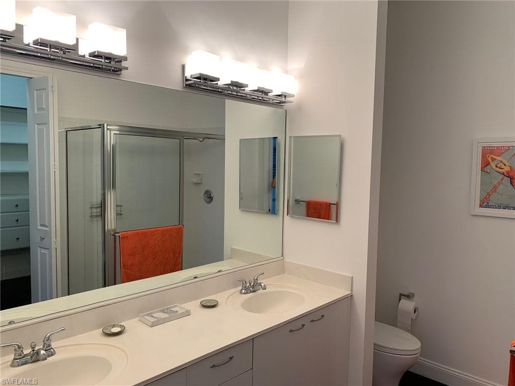 6537 Ilex CIR, NAPLES FL 34109-8