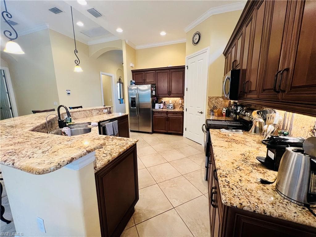 15903 Secoya Reserve CIR, NAPLES FL 34110-5