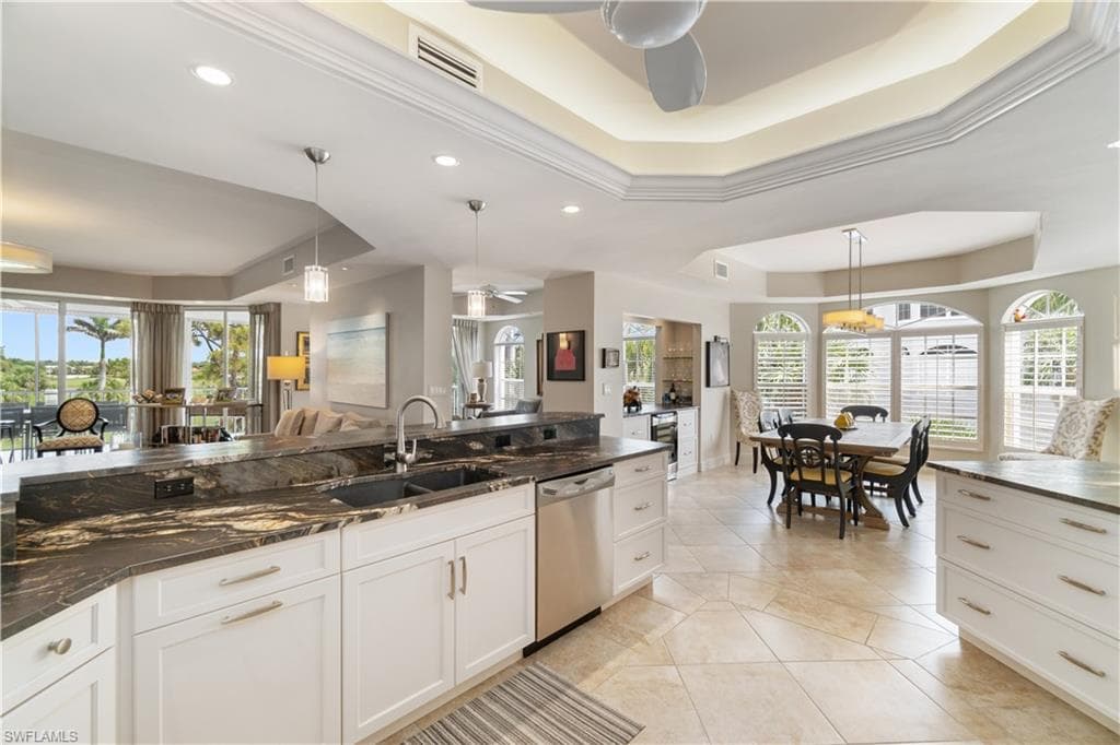 559 Audubon BLVD # 201, NAPLES FL 34110-5