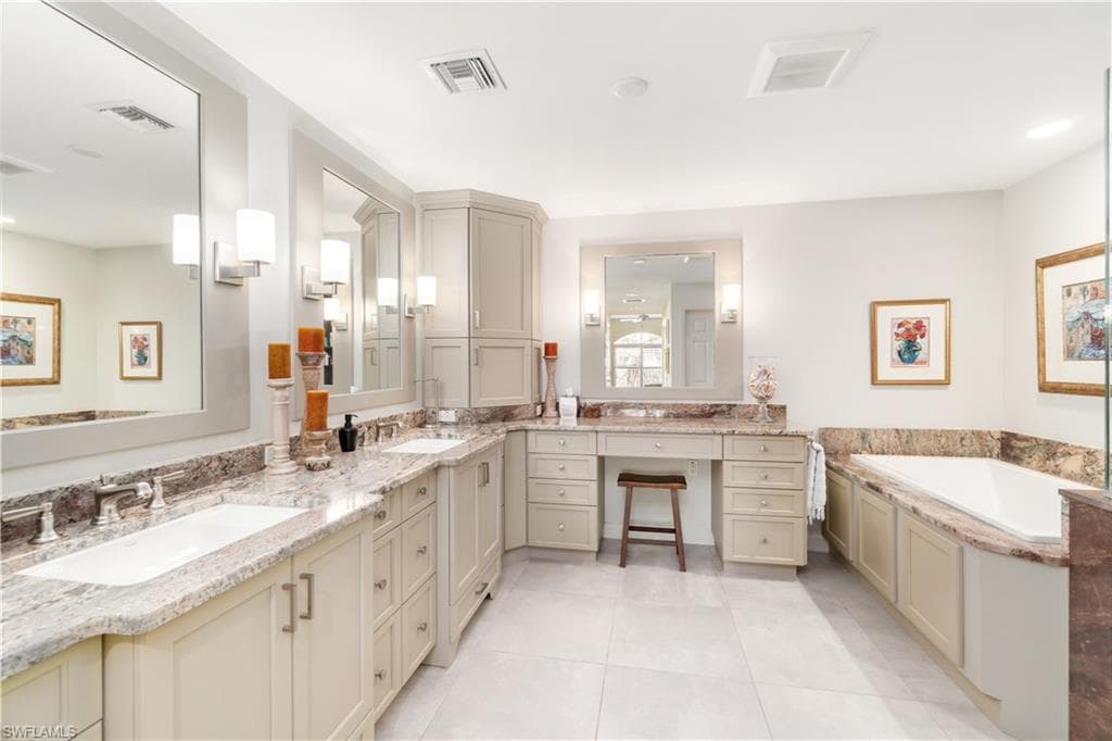 559 Audubon BLVD # 201, NAPLES FL 34110-12