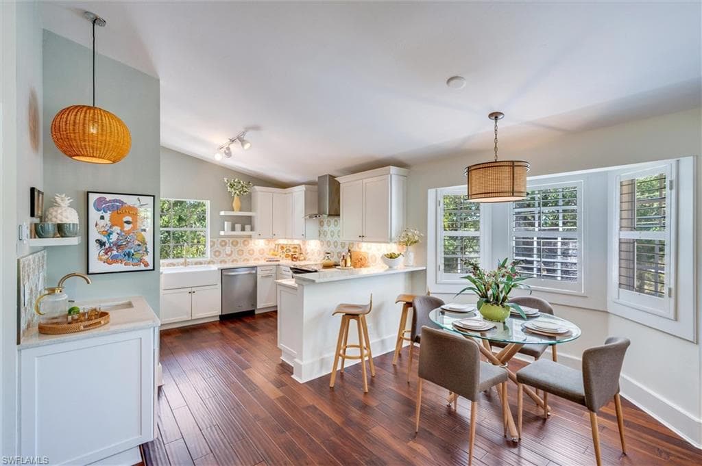 2800 Lakeview DR # 5, NAPLES FL 34112-8