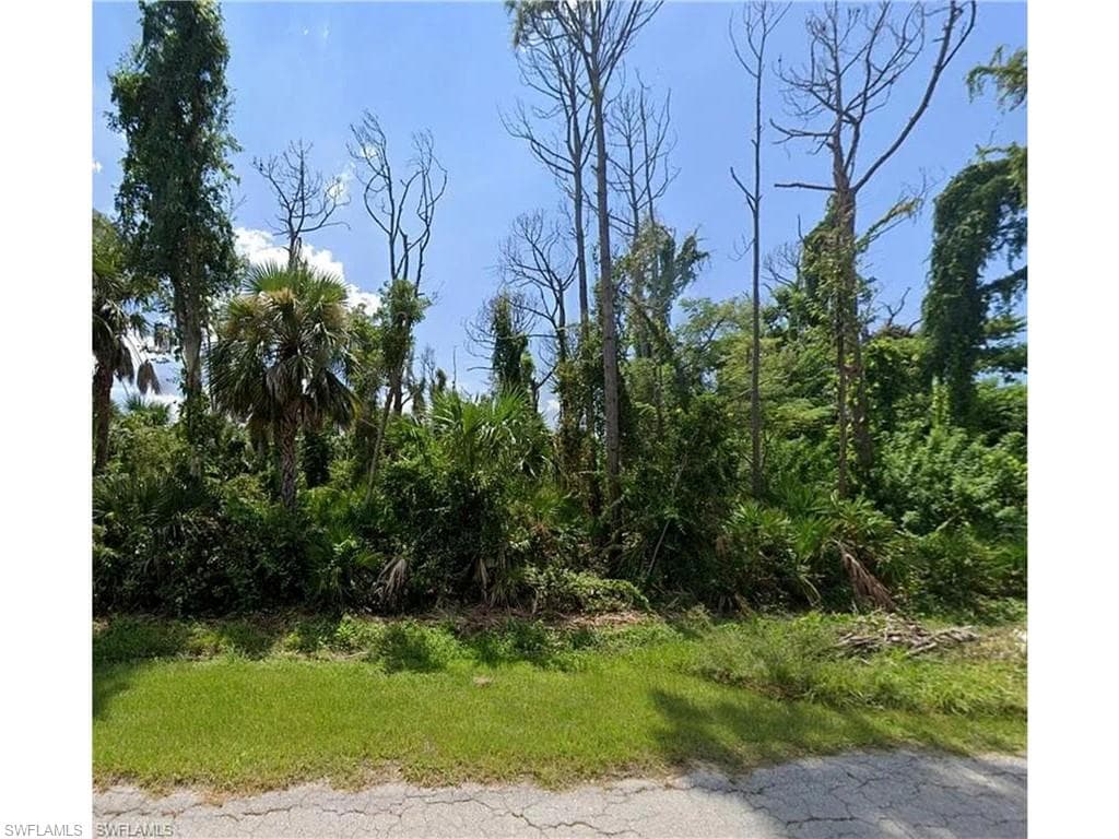 3471 Tropical Point DR, OTHER FL 33956-1
