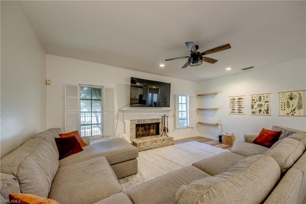 354 Prather DR, FORT MYERS FL 33919-14