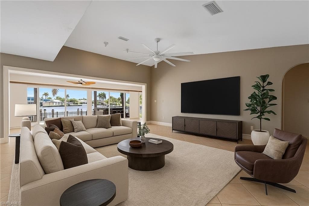 2020 Aruba AVE, FORT MYERS FL 33905-11