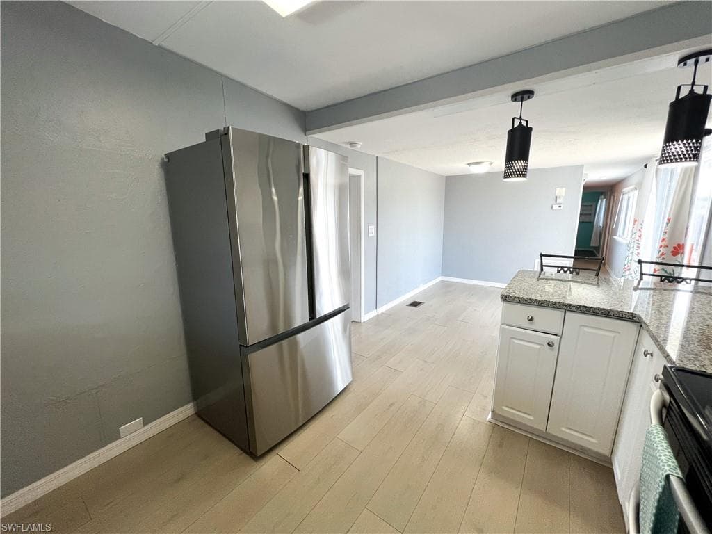 12071 Palm DR, FORT MYERS FL 33908-12