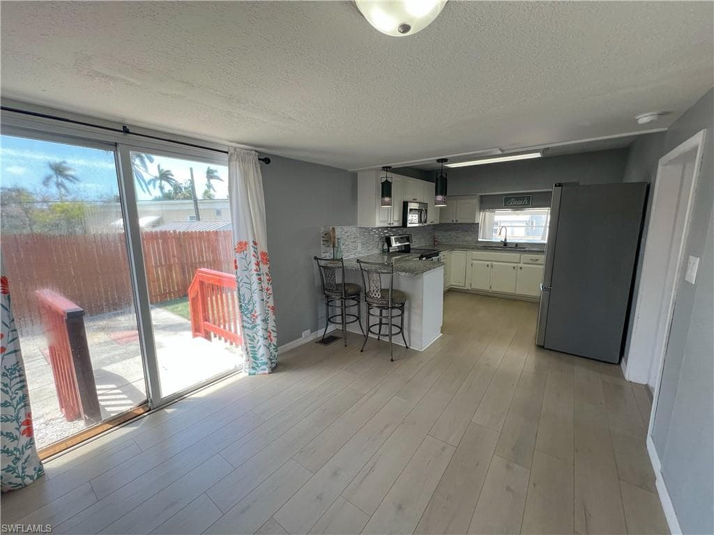 12071 Palm DR, FORT MYERS FL 33908-11