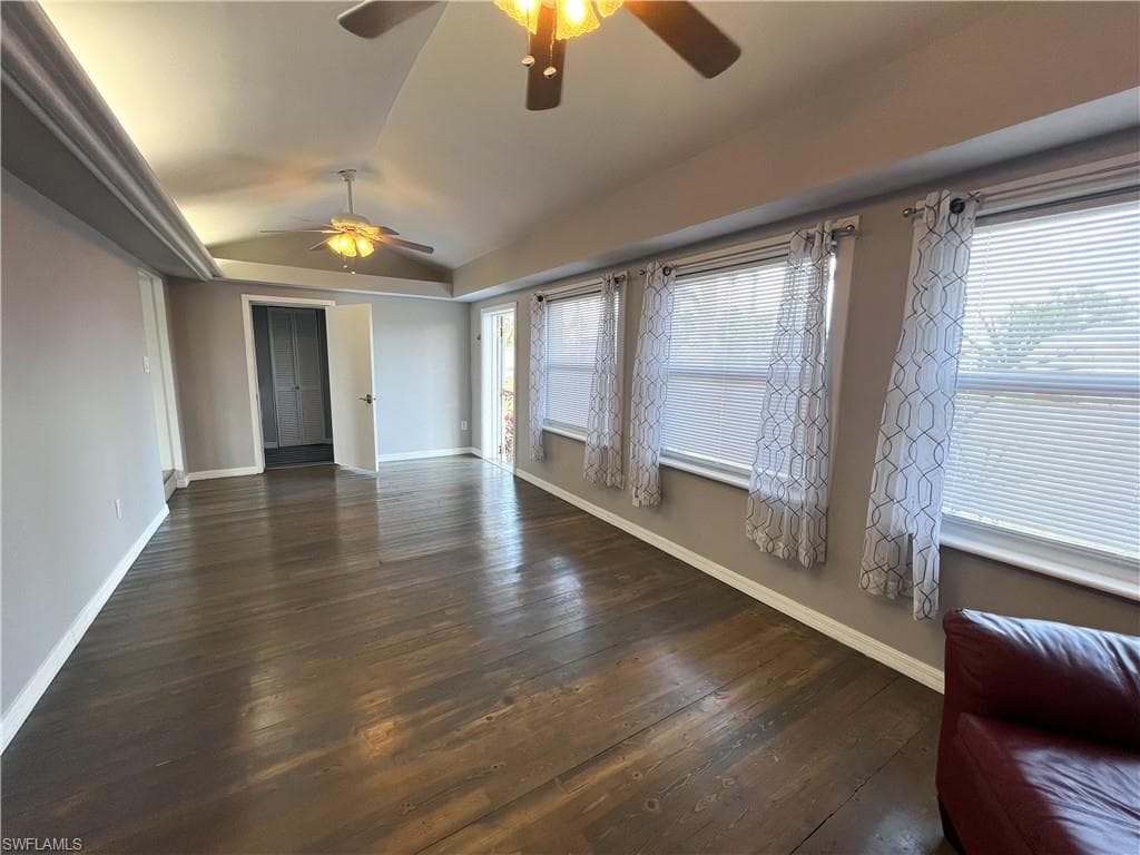 12071 Palm DR, FORT MYERS FL 33908-20