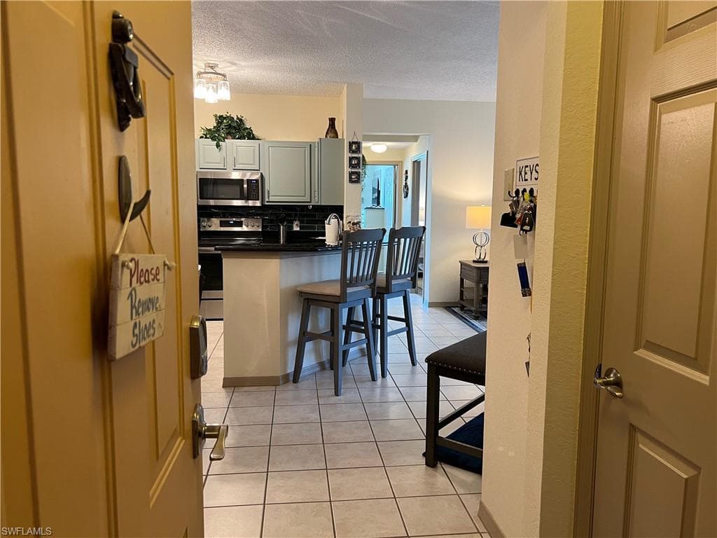 15585 Ocean Walk CIR # 216, FORT MYERS FL 33908-2