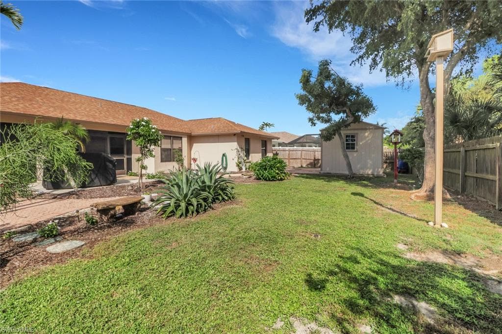 2378 River Reach DR, NAPLES FL 34104-26