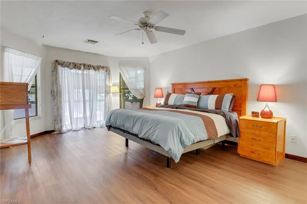 2378 River Reach DR, NAPLES FL 34104-15