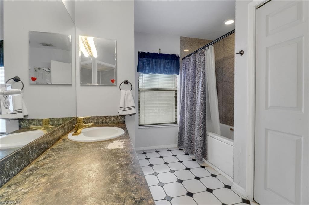 2378 River Reach DR, NAPLES FL 34104-21