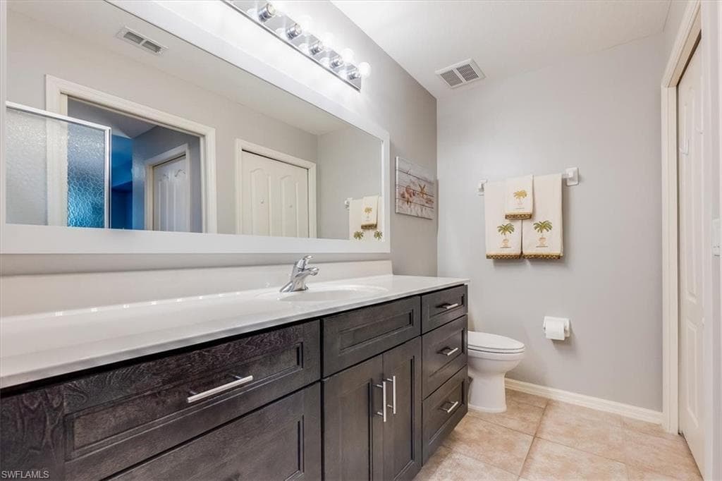 8251 Pathfinder LOOP # 615, FORT MYERS FL 33919-27