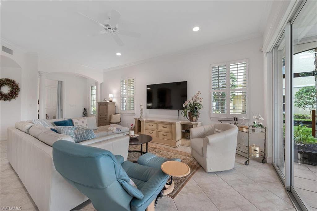 2625 Estrella CT # 1, NAPLES FL 34109-2