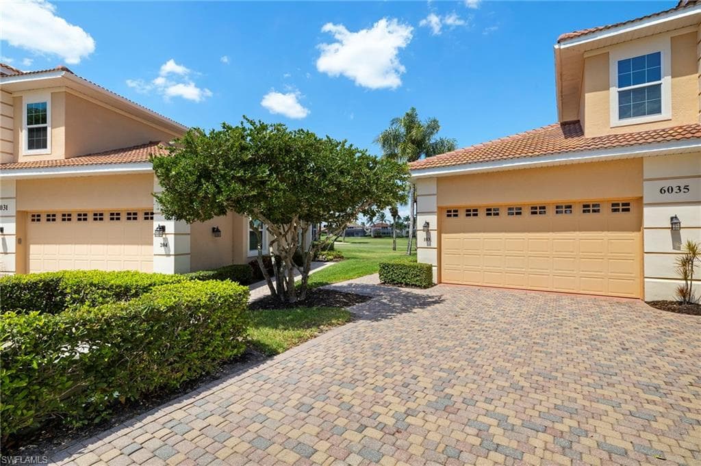 6035 Trophy DR # 103, NAPLES FL 34110-4