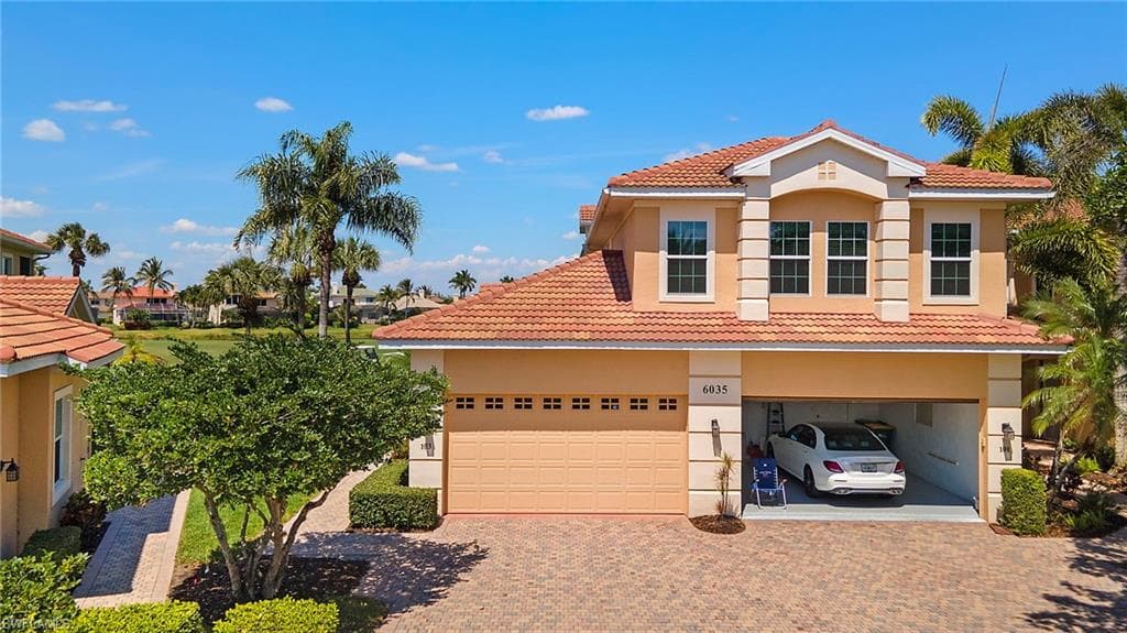 6035 Trophy DR # 103, NAPLES FL 34110-33