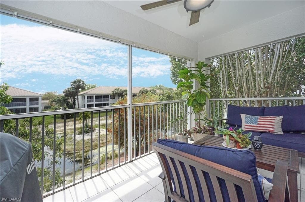 6910 Satinleaf RD N # 204, NAPLES FL 34109-8