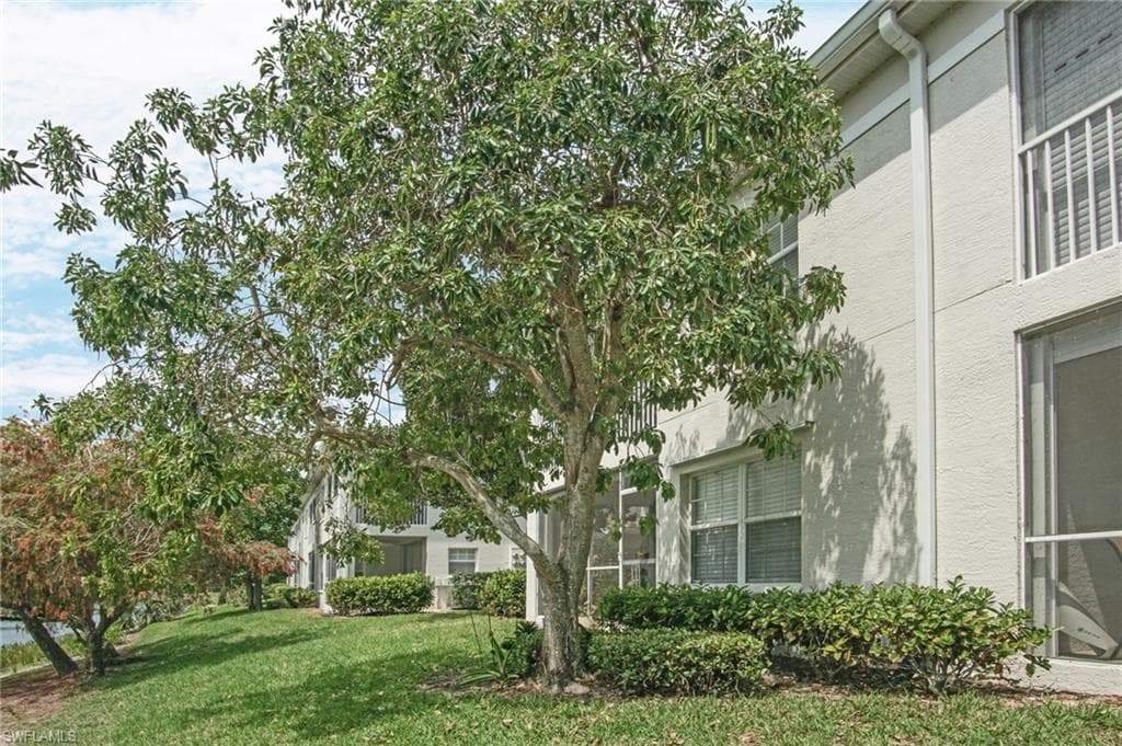 6910 Satinleaf RD N # 204, NAPLES FL 34109-24