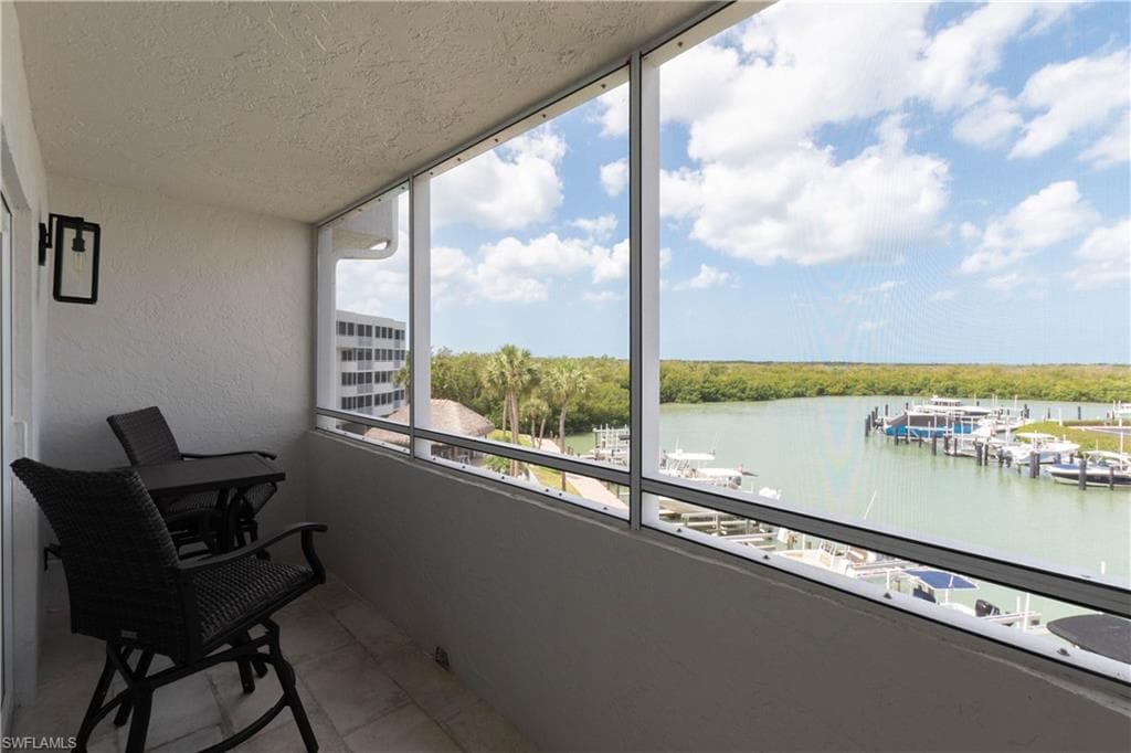 12945 Vanderbilt DR # 409, NAPLES FL 34110-26