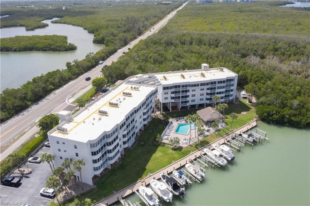 12945 Vanderbilt DR # 409, NAPLES FL 34110-2