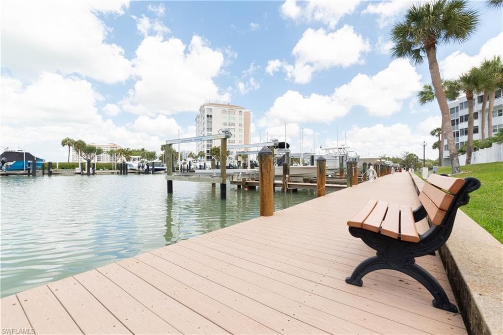 12945 Vanderbilt DR # 409, NAPLES FL 34110-32