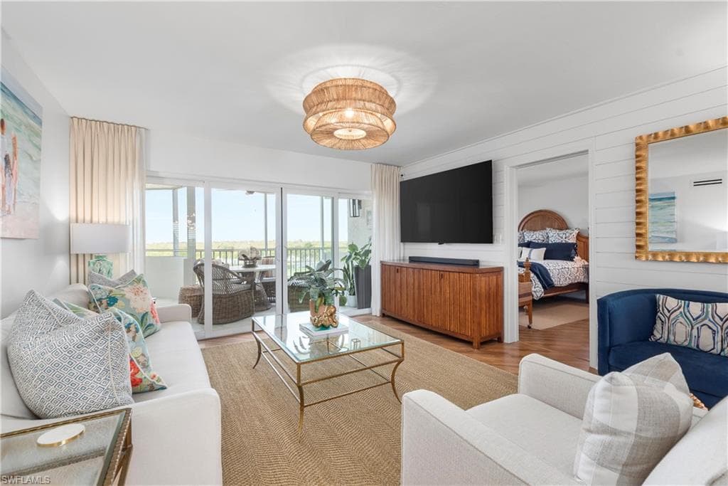 12945 Vanderbilt DR # 409, NAPLES FL 34110-3