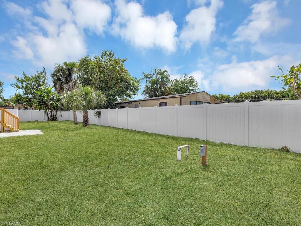 21190 Cypress Park CIR, ESTERO FL 33928-21