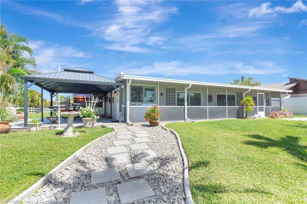 1230 Betmar BLVD, NORTH FORT MYERS FL 33903-37