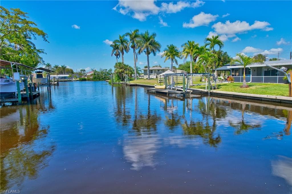 1230 Betmar BLVD, NORTH FORT MYERS FL 33903-47