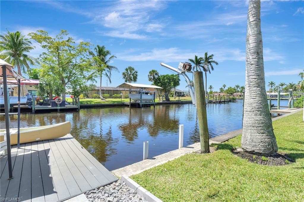 1230 Betmar BLVD, NORTH FORT MYERS FL 33903-39