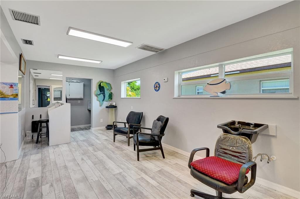 1230 Betmar BLVD, NORTH FORT MYERS FL 33903-28