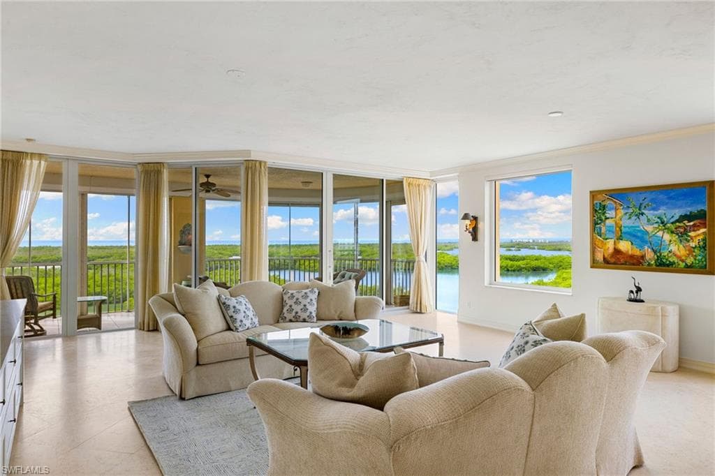 435 DOCKSIDE DR # A804, NAPLES FL 34110-1